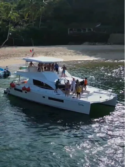 CATAMARÁN DE 51 PIES